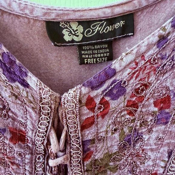 Lavender Embroidered Boho Top - Picture 3 of 3